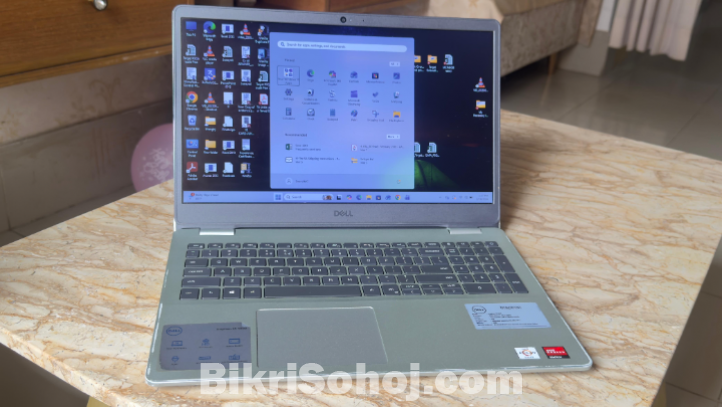 Dell Inspiron 15, 8GB RAM + 1 TB HDD & 128GB SSD